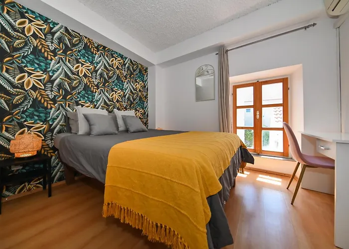 The Lazy Monkey Hostel & Apartments