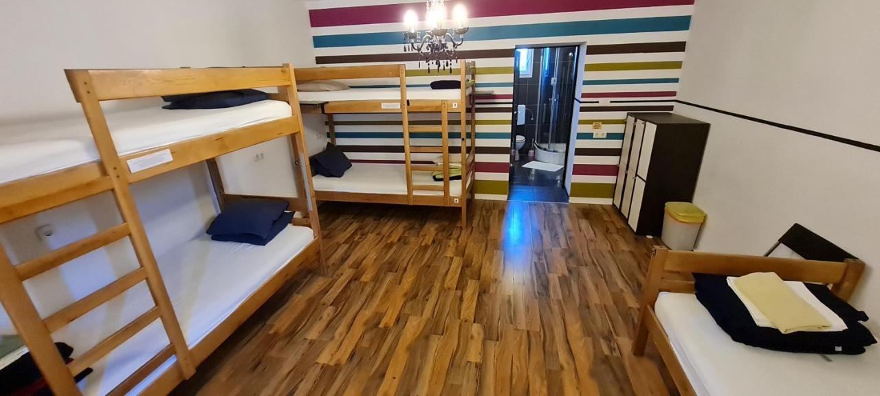 Hostel The Lazy Monkey & Zadar