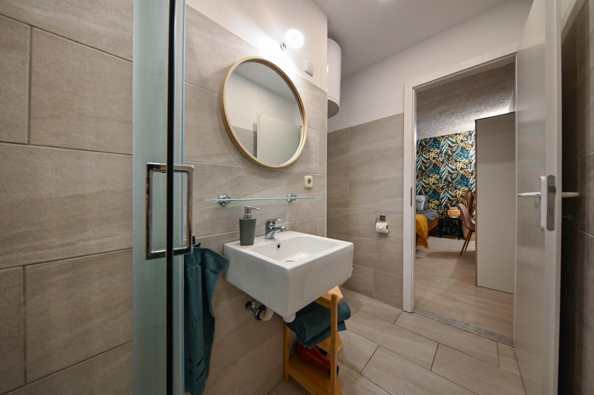 The Lazy Monkey & Hostel Zadar