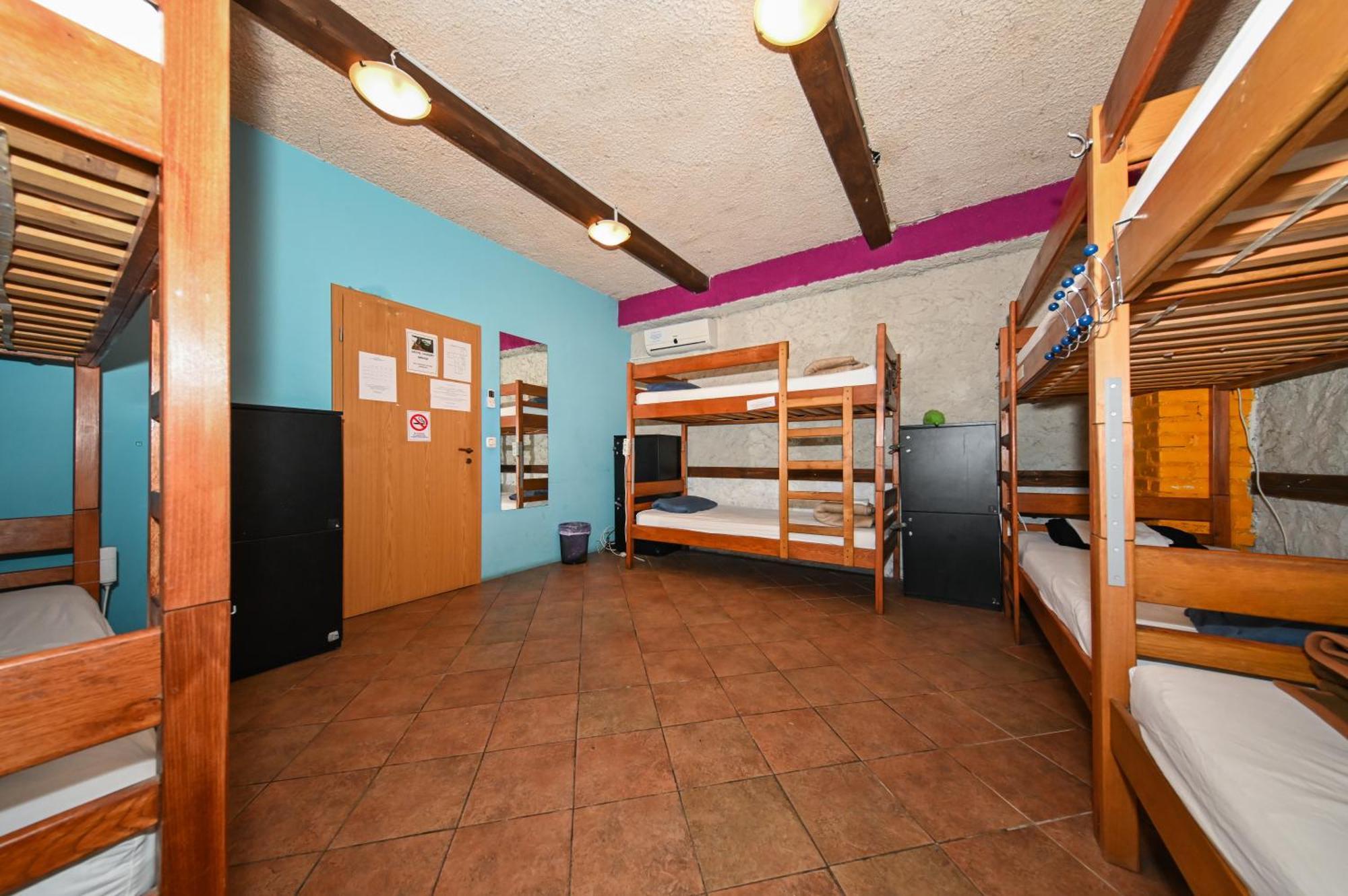 The Lazy Monkey & Hostel Zadar